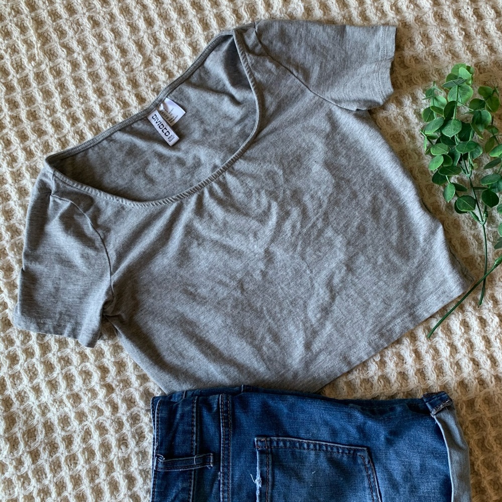 H&M crop top
